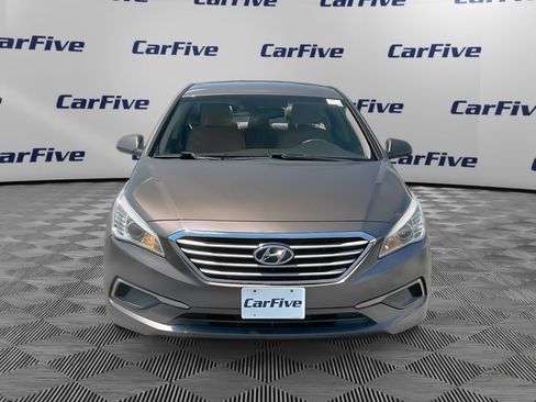 Used 2017 Hyundai Sonata SE FWD image 9