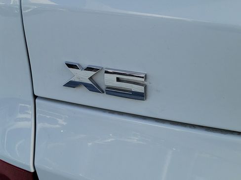 Used 2024 BMW X5 M60i w/ Executive Package AWD/4WD image 5