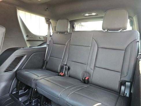 Used 2022 Chevrolet Tahoe LT w/ Luxury Package AWD/4WD image 20