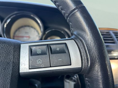 Used 2010 Dodge Challenger SE RWD image 14