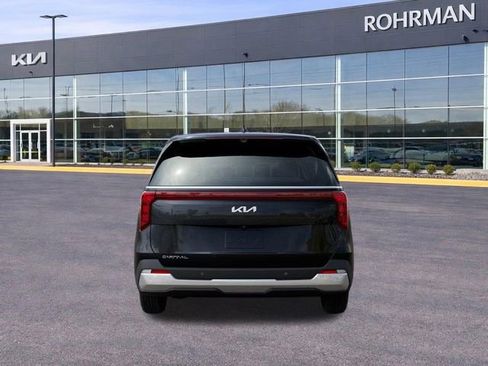 New 2026 Kia Carnival LX FWD image 5