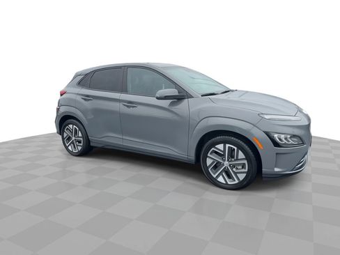 Used 2022 Hyundai Kona Limited w/ Cargo Package image 9