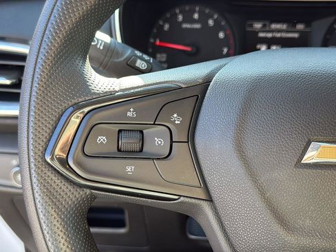 Used 2023 Chevrolet TrailBlazer LT image 11