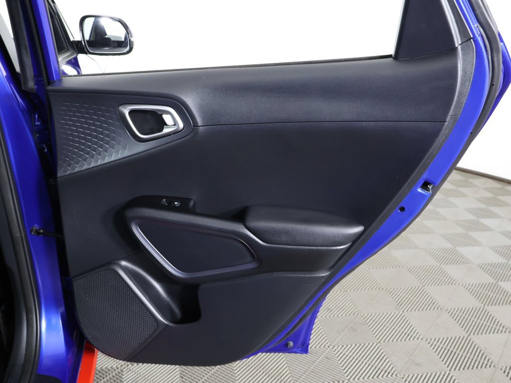 Used 2022 Kia Soul GT-Line FWD image 25