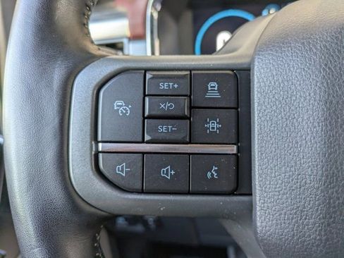 Certified 2022 Ford F150 Lariat w/ Equipment Group 502A High image 23