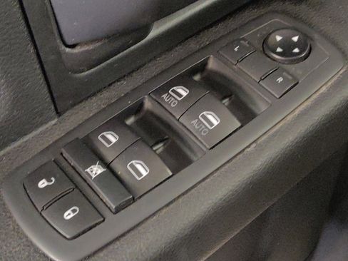 Used 2020 RAM 2500 Tradesman RWD image 27