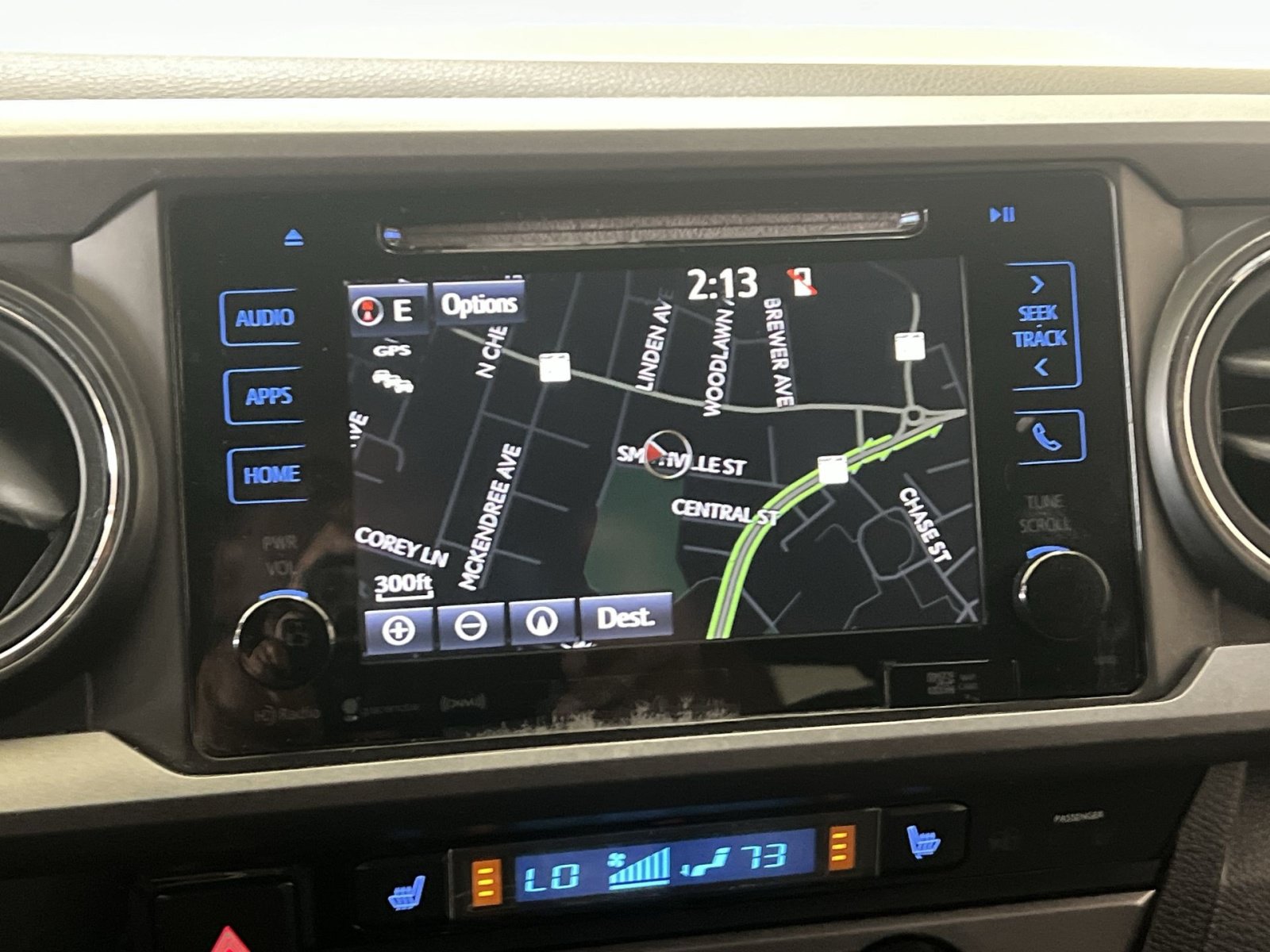 Used 2017 Toyota Tacoma TRD Sport w/ Premium & Technology Package RWD image 19