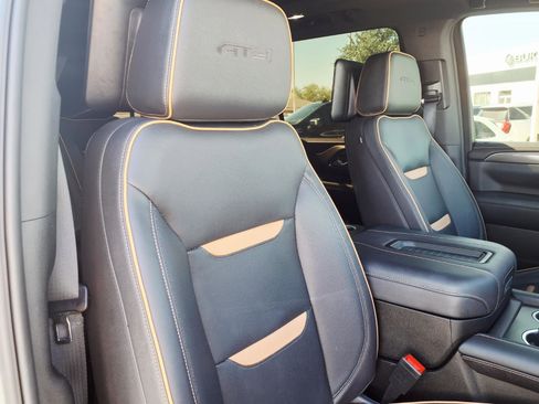 Certified 2024 GMC Yukon XL AT4 w/ Technology Package AWD/4WD image 13