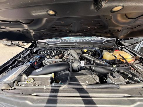 Used 2022 Ford F450 Platinum w/ FX4 Off-Road Package image 59