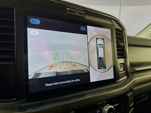 Used 2025 Ford F350 Lariat w/ Camper Package image 19