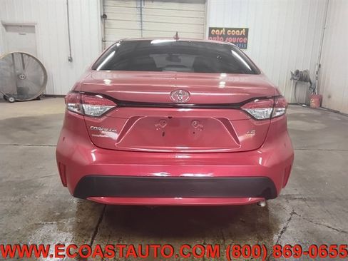Used 2020 Toyota Corolla LE w/ LE Premium Package FWD image 8
