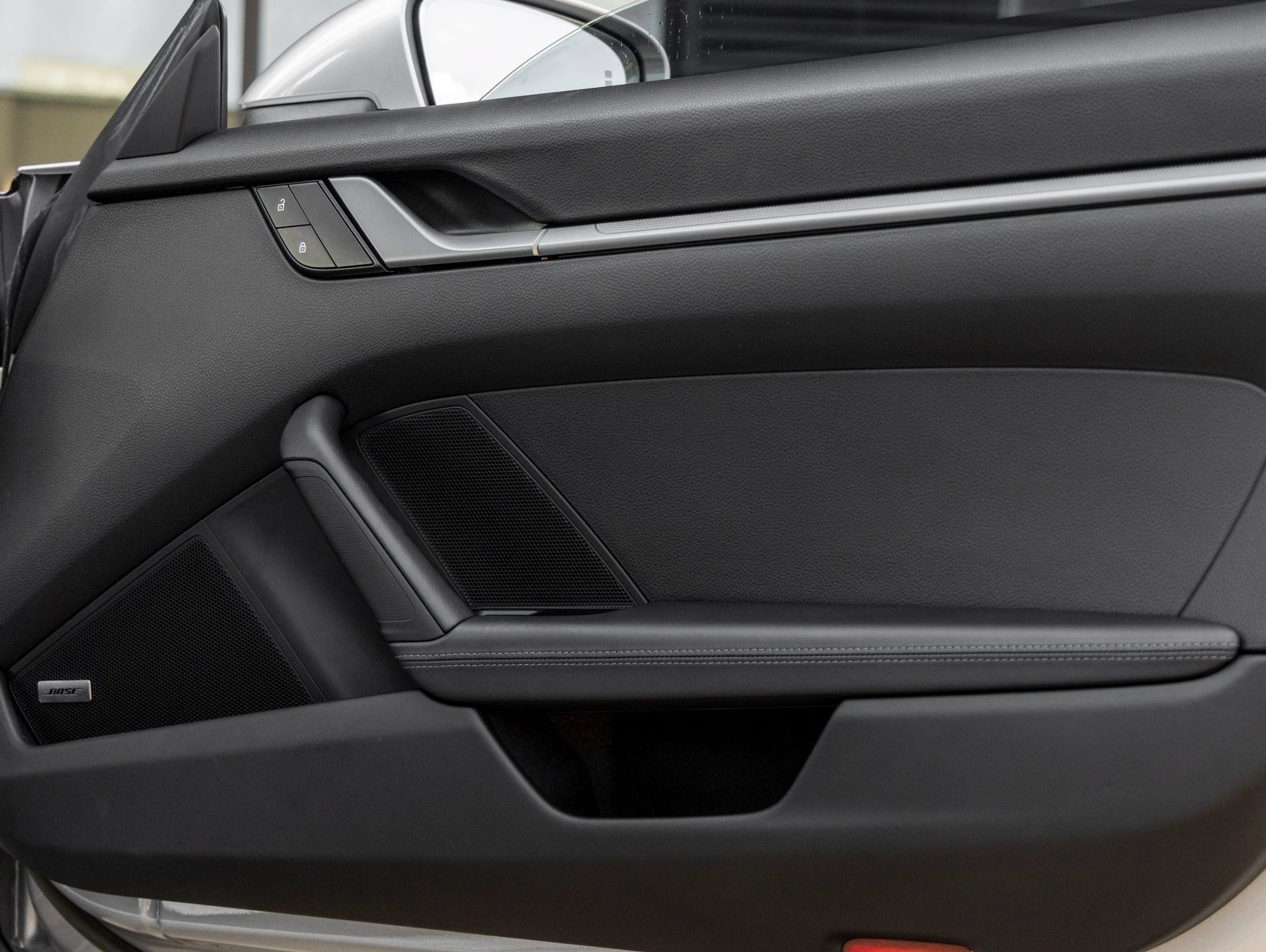 Certified 2023 Porsche 911 Carrera S RWD image 31