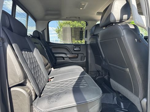 Used 2018 GMC Sierra 2500 Denali w/ Duramax Plus Package AWD/4WD image 23