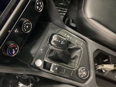 Certified 2024 Volkswagen Tiguan Wolfsburg Edition AWD/4WD image 19