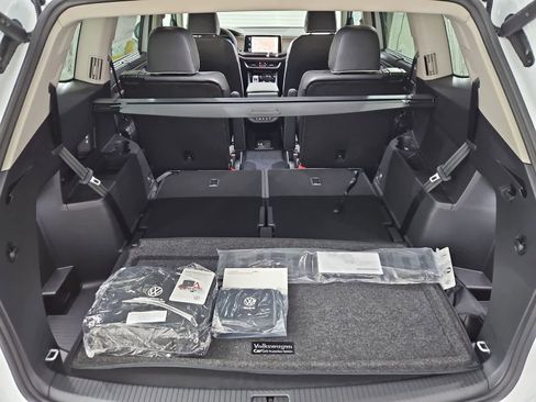 New 2026 Volkswagen Atlas SEL Premium R-Line AWD/4WD image 36