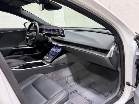 Used 2024 Lucid Air Touring AWD/4WD image 41