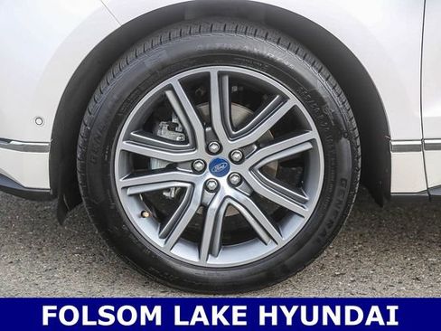 Used 2019 Ford Edge Titanium w/ Equipment Group 301A image 11