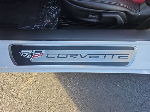 Used 2013 Chevrolet Corvette Grand Sport w/ 2LT Preferred Equipment Group image 11