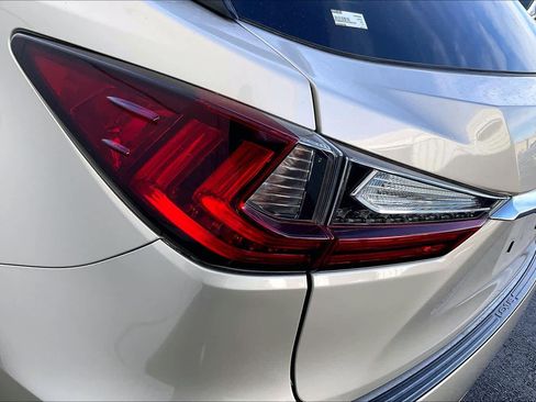 Used 2018 Lexus RX 450h image 27