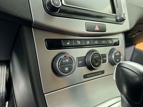 Used 2017 Volkswagen CC R-Line Executive image 24