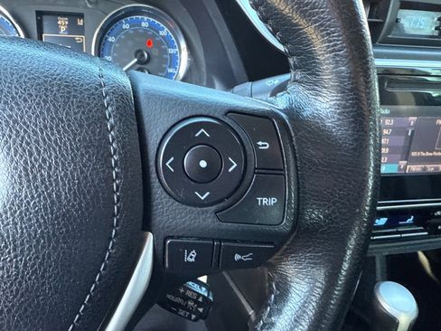 Used 2019 Toyota Corolla SE image 26