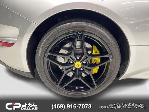 Used 2016 Ferrari California T RWD image 43