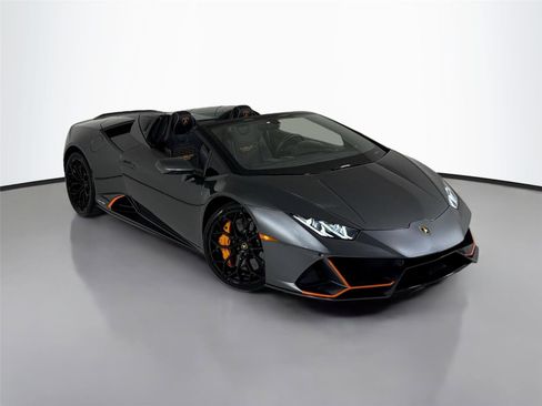 Used 2020 Lamborghini Huracan EVO image 38
