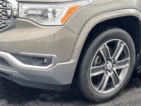 Certified 2019 GMC Acadia Denali w/ Technology Package image 8