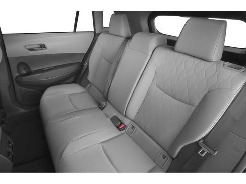 Used 2025 Toyota Corolla Cross LE image 8