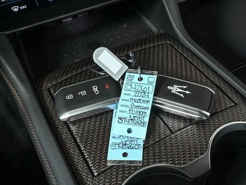 New 2025 Maserati Grecale Folgore image 15