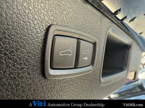 Used 2024 Porsche Macan S image 25