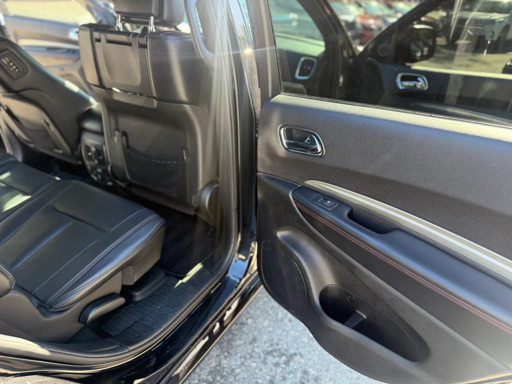 Used 2014 Dodge Durango R/T w/ Trailer Tow Group IV AWD/4WD image 22