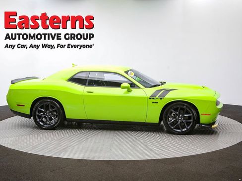 Used 2023 Dodge Challenger R/T w/ Plus Package image 44