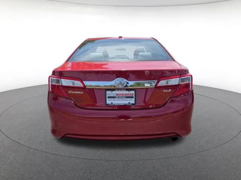 Used 2014 Toyota Camry XLE FWD image 4