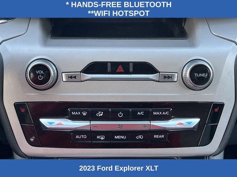 Used 2023 Ford Explorer XLT w/ Equipment Group 202A image 5
