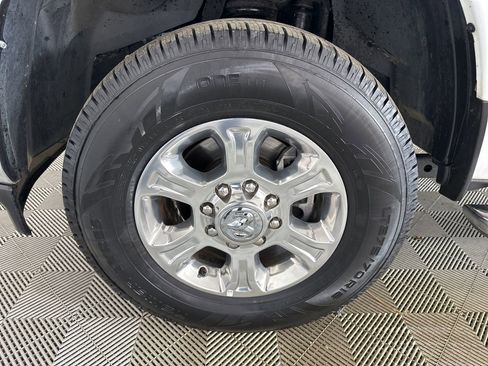Used 2024 RAM 2500 Big Horn image 37