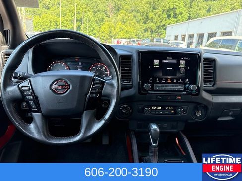 Used 2024 Nissan Frontier PRO-4X w/ Technology Package AWD/4WD image 14