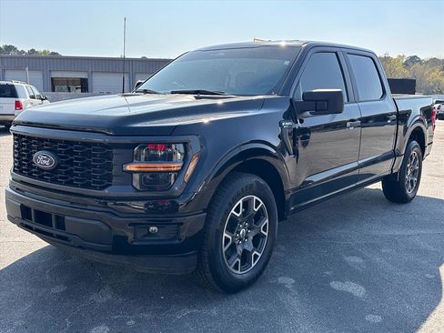 Certified 2025 Ford F150 STX w/ Equipment Group 200A image 7