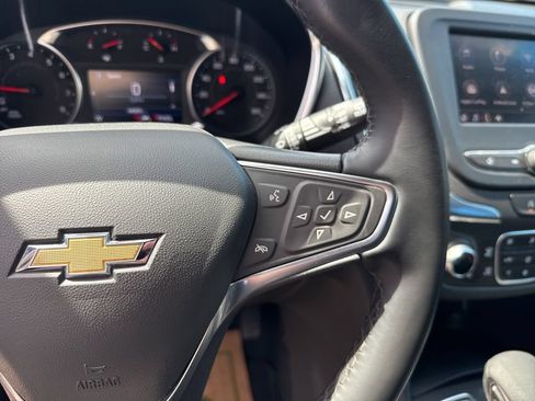 Used 2024 Chevrolet Equinox LT AWD/4WD image 24