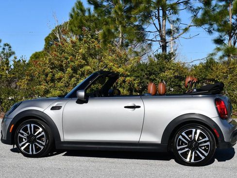 Used 2023 MINI Cooper S image 37