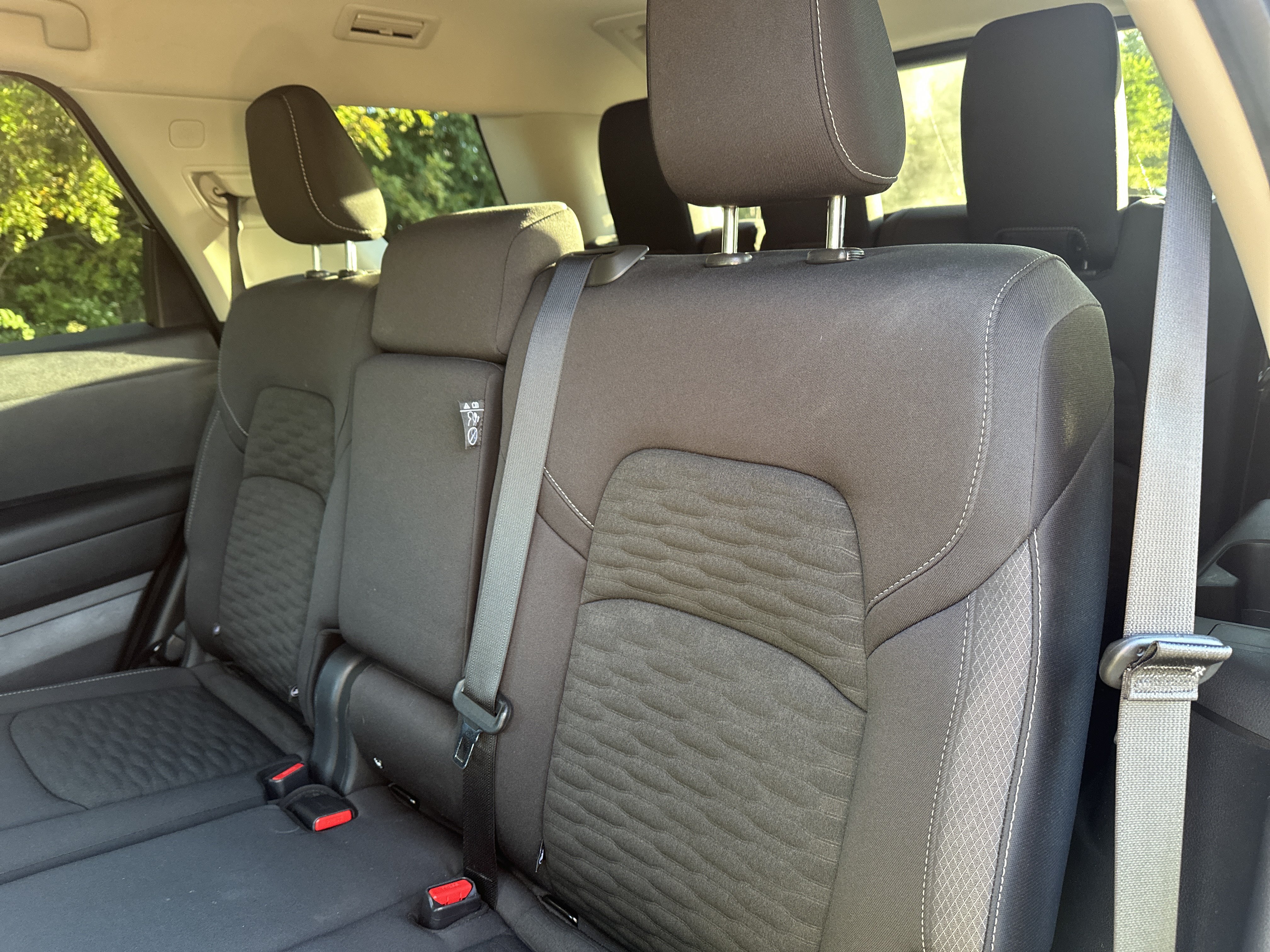 Used 2025 Nissan Pathfinder SV AWD/4WD image 22