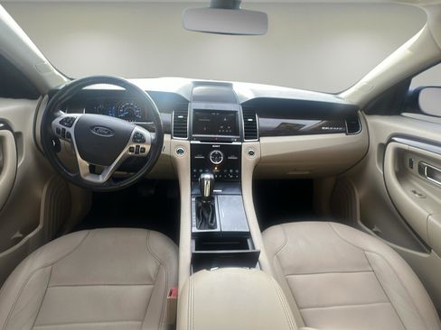 Used 2013 Ford Taurus Limited image 9