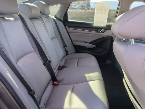 Used 2018 Honda Accord EX image 29