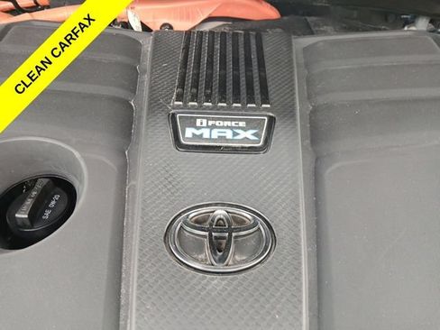 Used 2024 Toyota Tundra Platinum AWD/4WD image 38