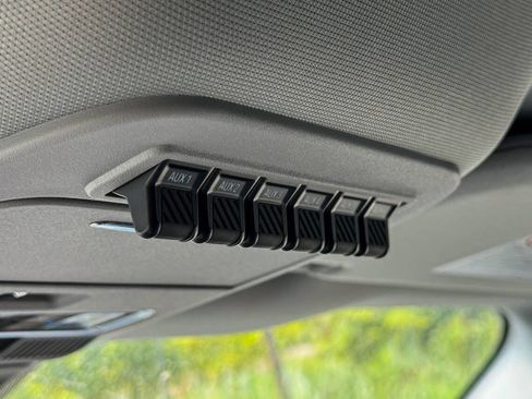 Used 2024 Ford F250 Lariat w/ Black Appearance Package image 31