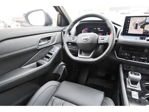 New 2026 Nissan Rogue Platinum AWD/4WD image 8