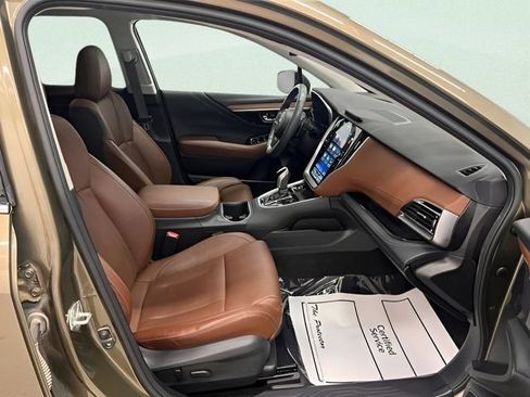 Used 2023 Subaru Outback Touring AWD/4WD image 13