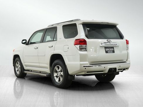 Used 2011 Toyota 4Runner SR5 w/ Premium Pkg w/Leather AWD/4WD image 3