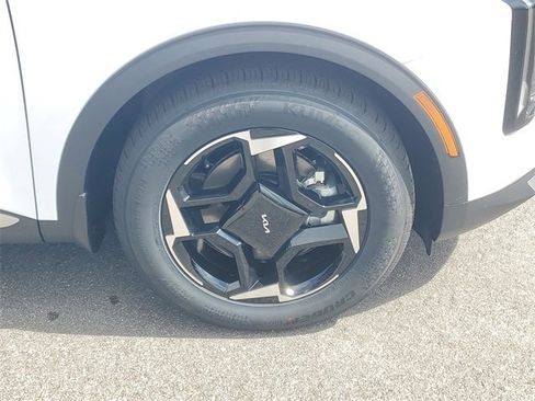 New 2026 Kia Sportage EX w/ EX Panorama Roof Package image 10