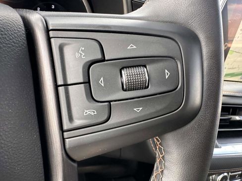 Used 2023 GMC Yukon AT4 AWD/4WD image 21